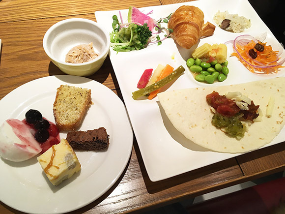 lunch_2611b.jpg